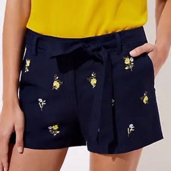 NWT LOFT Navy Blue Floral Embroidered Tie Waist Shorts Size 10 Linen Blend New - Picture 12 of 12